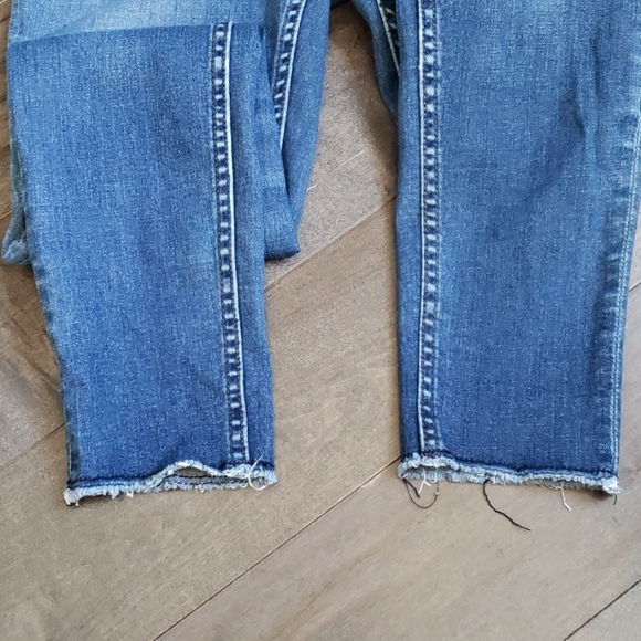 Vigoss Hi-Rise Skinny Jeans - Picture 4 of 6